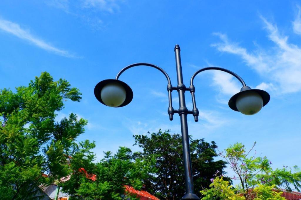 Amaris Hotel Padjajaran Bogor Exterior foto